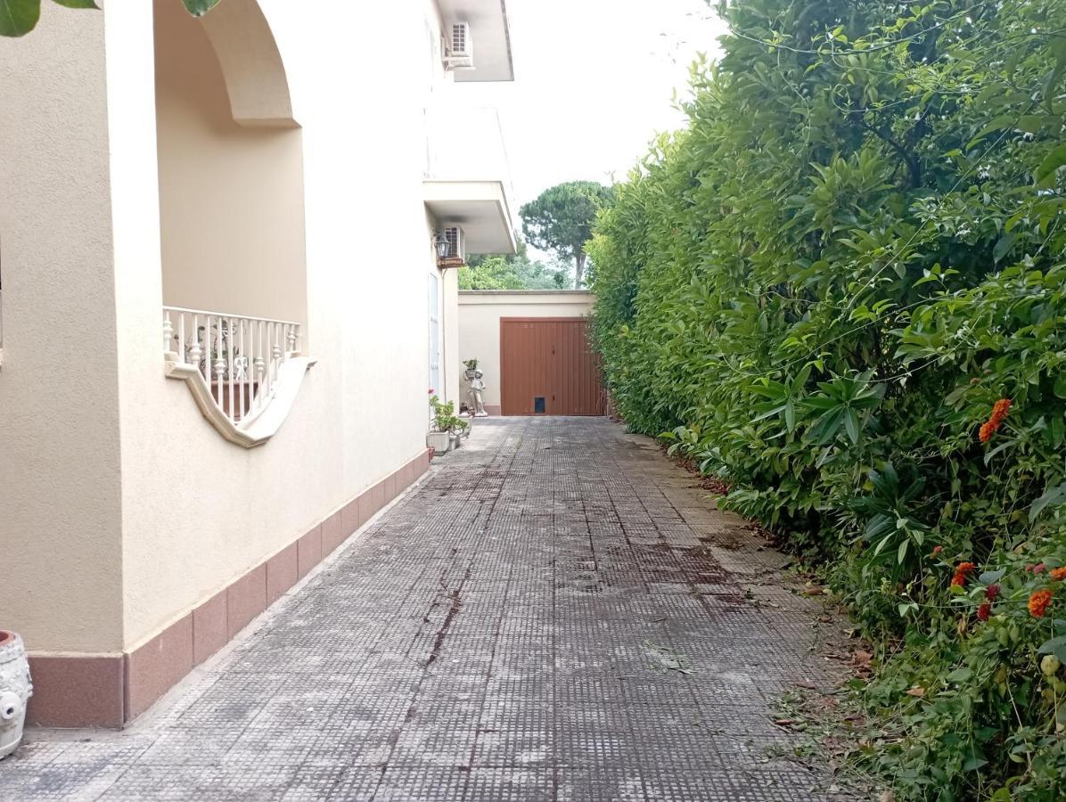 Casa Vacanze Il Carrubo Leporano Exterior photo
